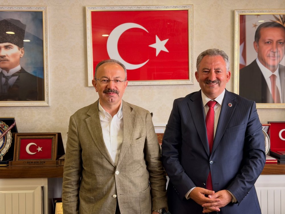 AK PARTİ MKYK ÜYEMİZ SAYIN TEMEL BAŞALAN’I BELEDİYEMİZDE AĞIRLADIK