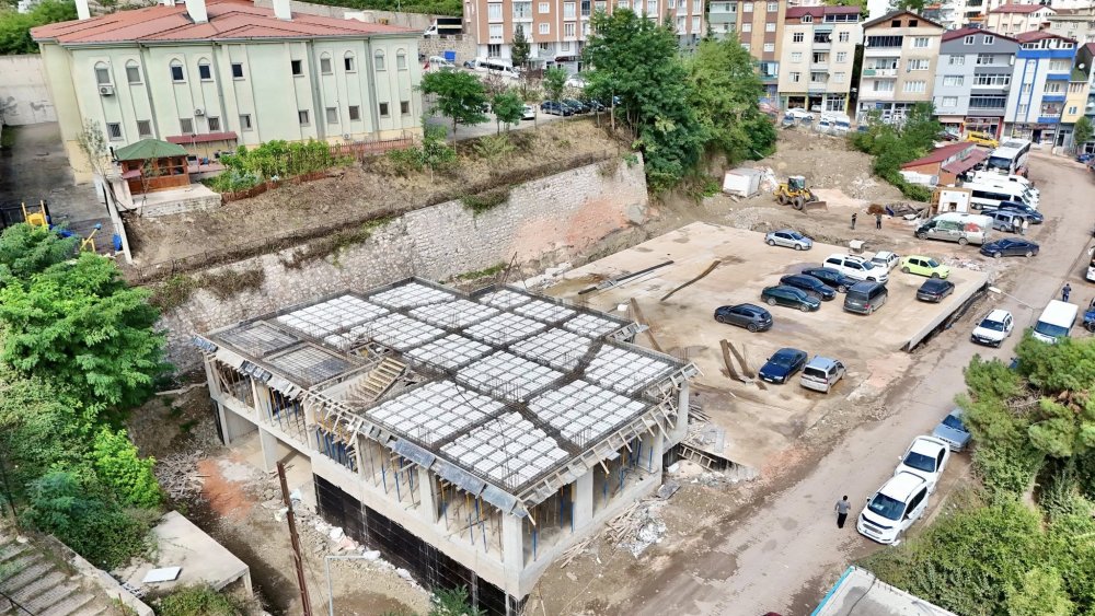 AYBASTI’MIZA YAKIŞAN HİZMET BİNAMIZDA ÇALIŞMALAR ARALIKSIZ DEVAM EDİYOR!