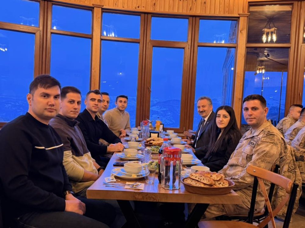 BU AKŞAMKİ İFTARIMIZI İLÇE JANDARMA PERSONELLERİMİZ İLE BİRLİKTE YAPTIK