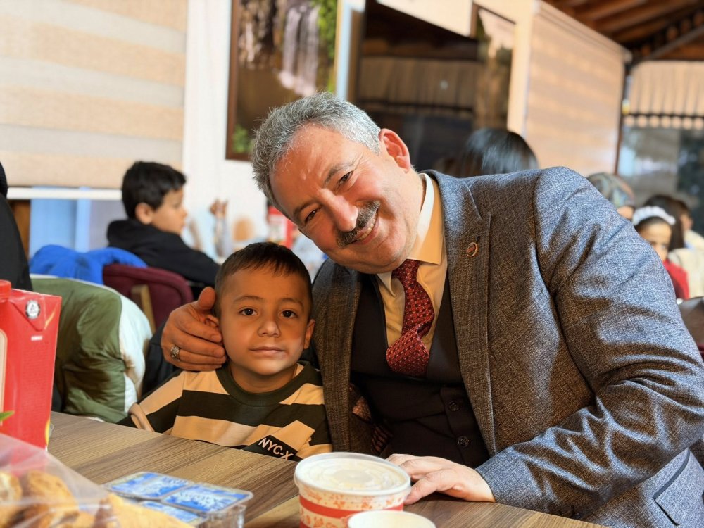 BU AKŞAMKİ İFTARIMIZI YETİM-ÖKSÜZ YAVRULARIMIZ VE KIYMETLİ AİLELERİYLE GERÇEKLEŞTİRDİK