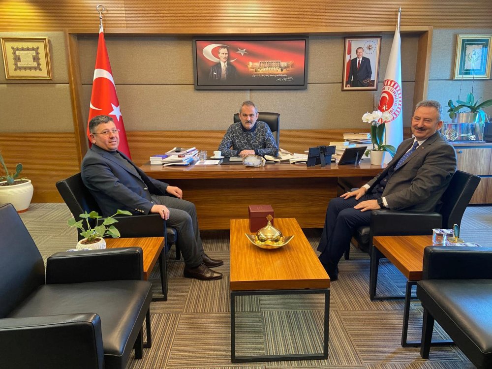 TBMM’DE AK PARTİ ORDU MİLLETVEKİLİMİZ SAYIN MAHMUT ÖZER BAKANIMIZI ZİYARET ETTİK