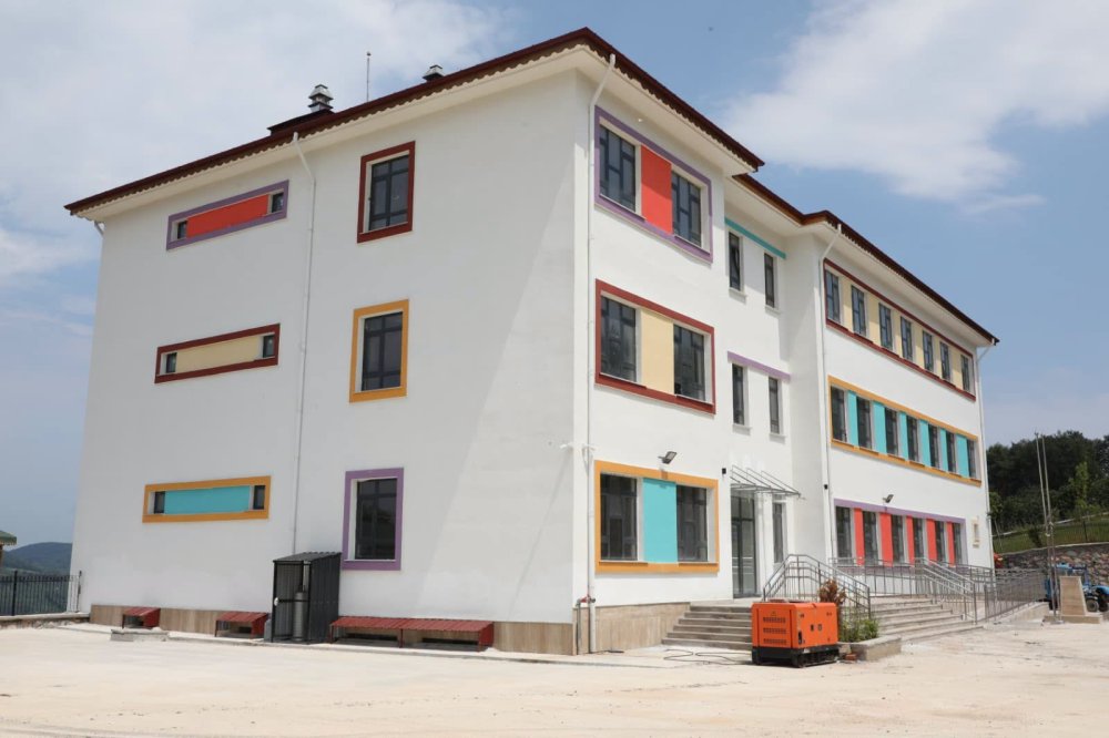 İLÇEMİZE 3 ADET YENİ OKUL KAZANDIRDIK